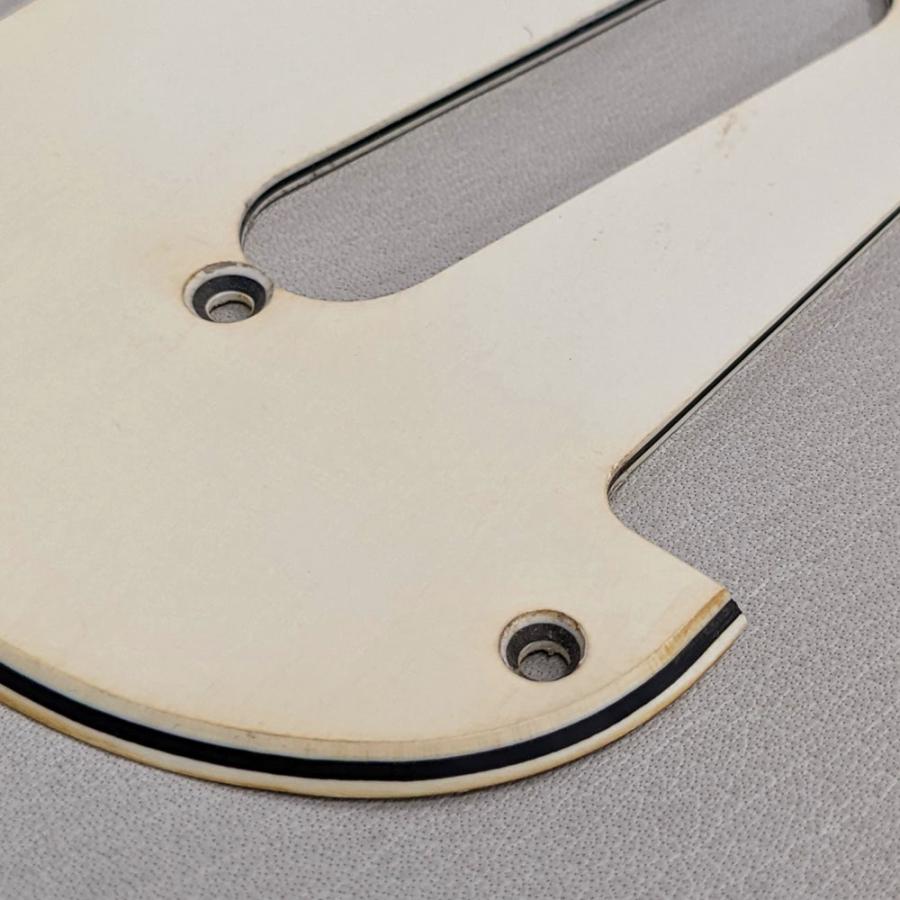 YJB PARTS ST60's ストラト用ピックガード レリックエイジド YJB PARTS ST60's ストラト用ピックガード レリックエイジド
