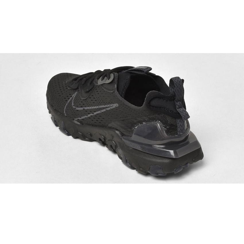 美品!!NIKEメンズスニーカー NIKE（ナイキ） エア マックス NUAXIS FD4329-007 メンズ スニーカー