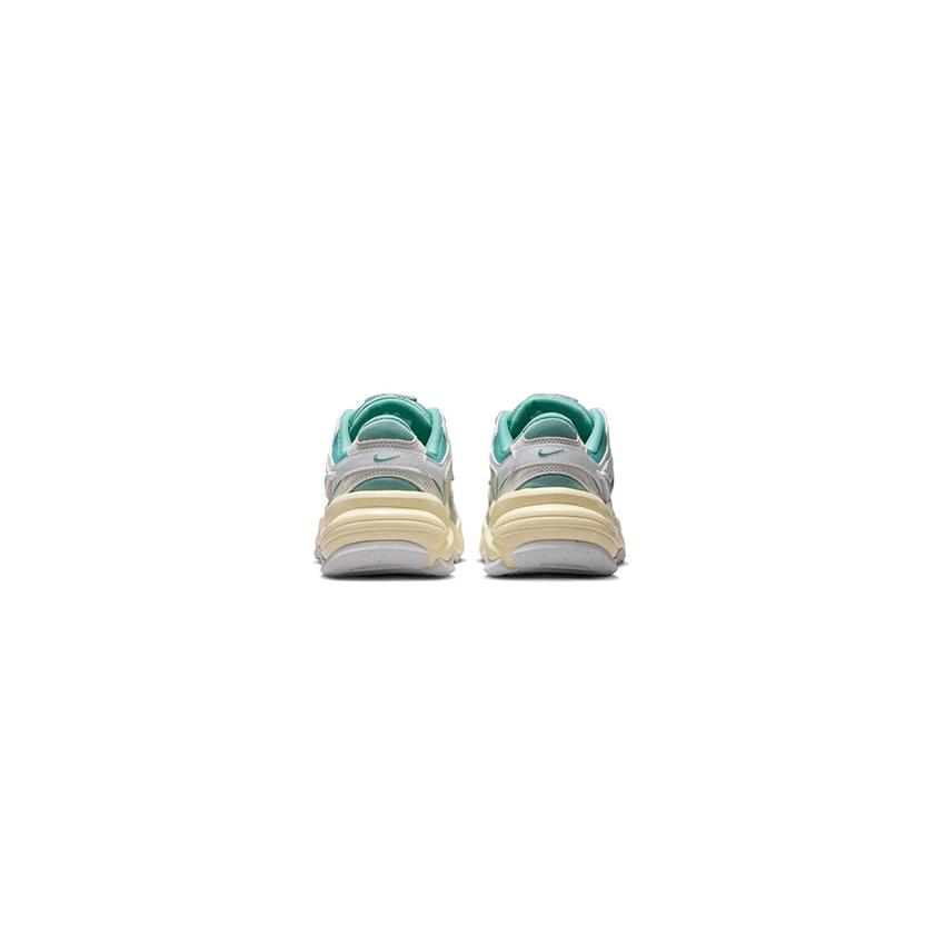 NIKE（ナイキ） スニーカー レディース AL8 NIKE IB3952 グリーン 緑