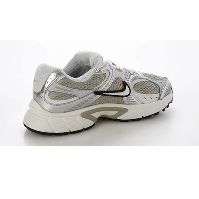 NIKE（ナイキ） スニーカー レディース ウィメンズV5 RNR NIKE HQ7901