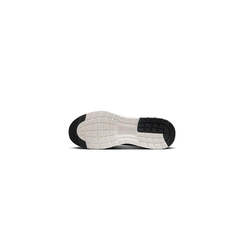 NIKE（ナイキ） スニーカー メンズ エア マックス ニュアクシス NIKE