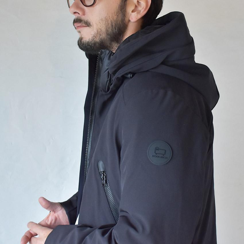 WOOLRICH（ウールリッチ） ダウンジャケット メンズ ソフト シェル