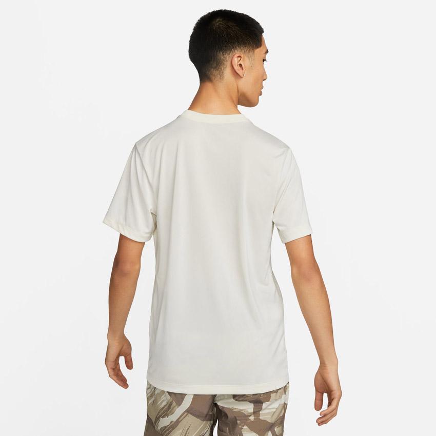 NIKE（ナイキ） （ネコポス配送） 半袖メンズ 半袖NIKE DZ2742