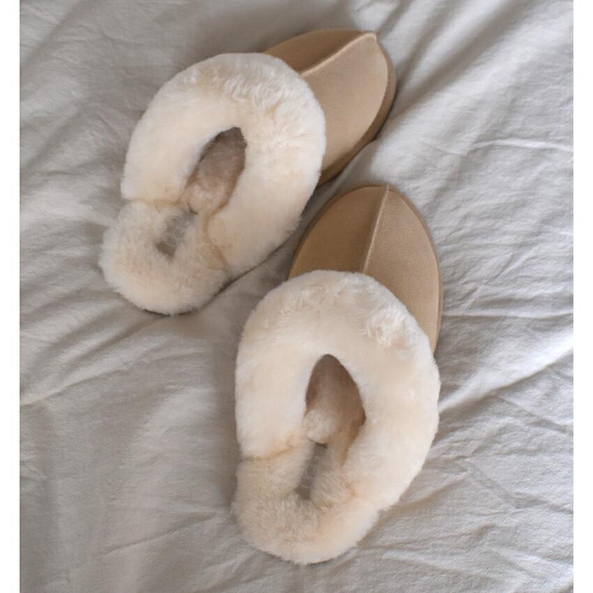 UGG ベージュの冬用スリッパ サイズ#24cm #ファッション #冬の暖かさ