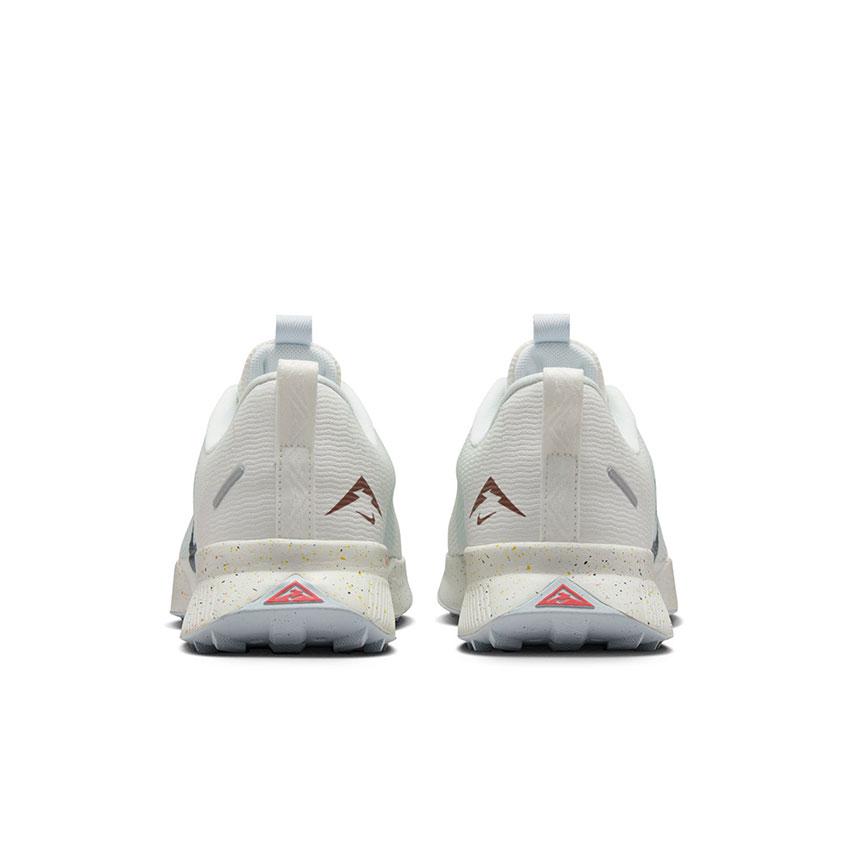 ナイキ ランニングシューズ レディース NIKE FQ0902-101 ホワイト 白 シューズ 靴 ランシュー スポーツ ブランド ロゴ スポーティ シンプル ローカット 爆買_1