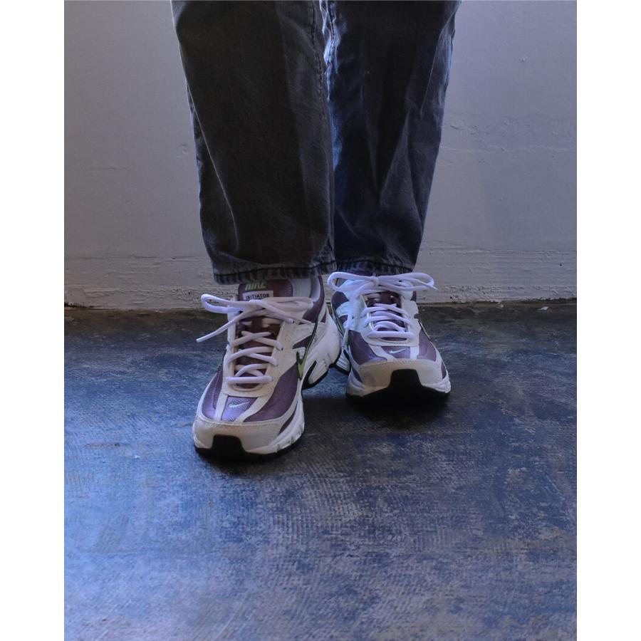 NIKE（ナイキ） スニーカー レディース NIKE IB8917-204 グレー