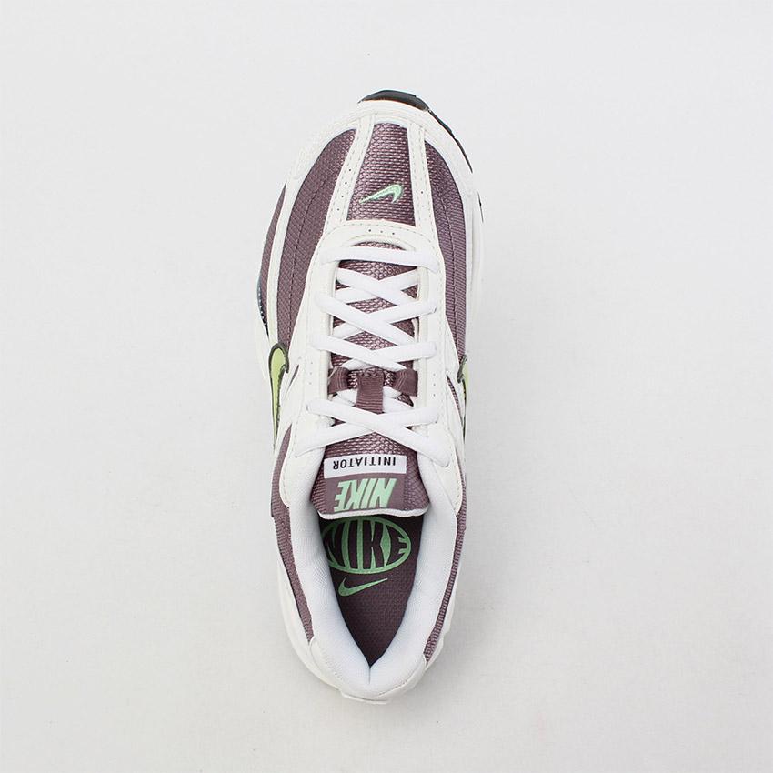 NIKE（ナイキ） スニーカー レディース NIKE IB8917-204 グレー
