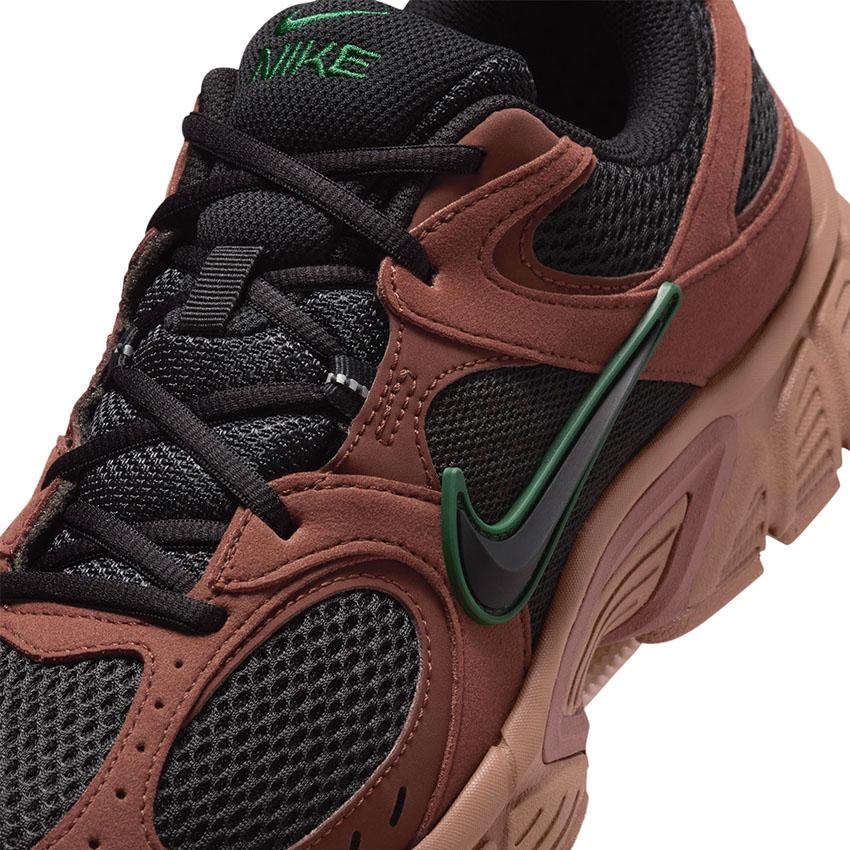 NIKE（ナイキ） スニーカー メンズ NIKE II6292 ブラック 黒 ブラウン