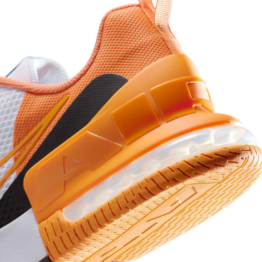 橘 ナイキ REACT X INFINITY RUN リアクトX インフィニティ ラン 4 HF4916