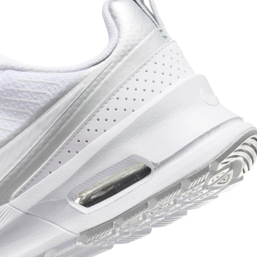 NIKE白スニーカー NIKE（ナイキ） スニーカー レディース NIKE HF1233 ホワイト 白