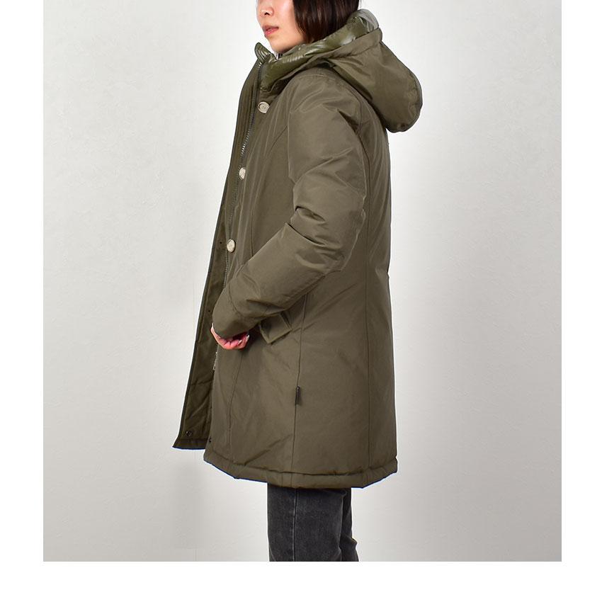 WOOLRICH（ウールリッチ） ダウンジャケット レディース アーク