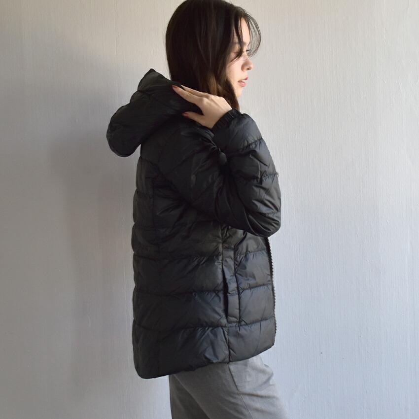 CANADA GOOSE（カナダグース） ダウンジャケット レディース アボット