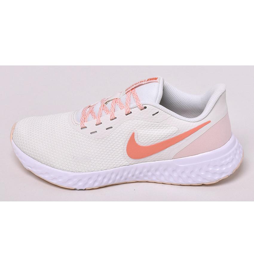 ナイキ ランニングシューズ レディース レボリューション 5 Nike Bq37 ホワイト 白 スニーカー シューズ シンプル カジュアル 109 Z Sports Paypayモール店 通販 Paypayモール