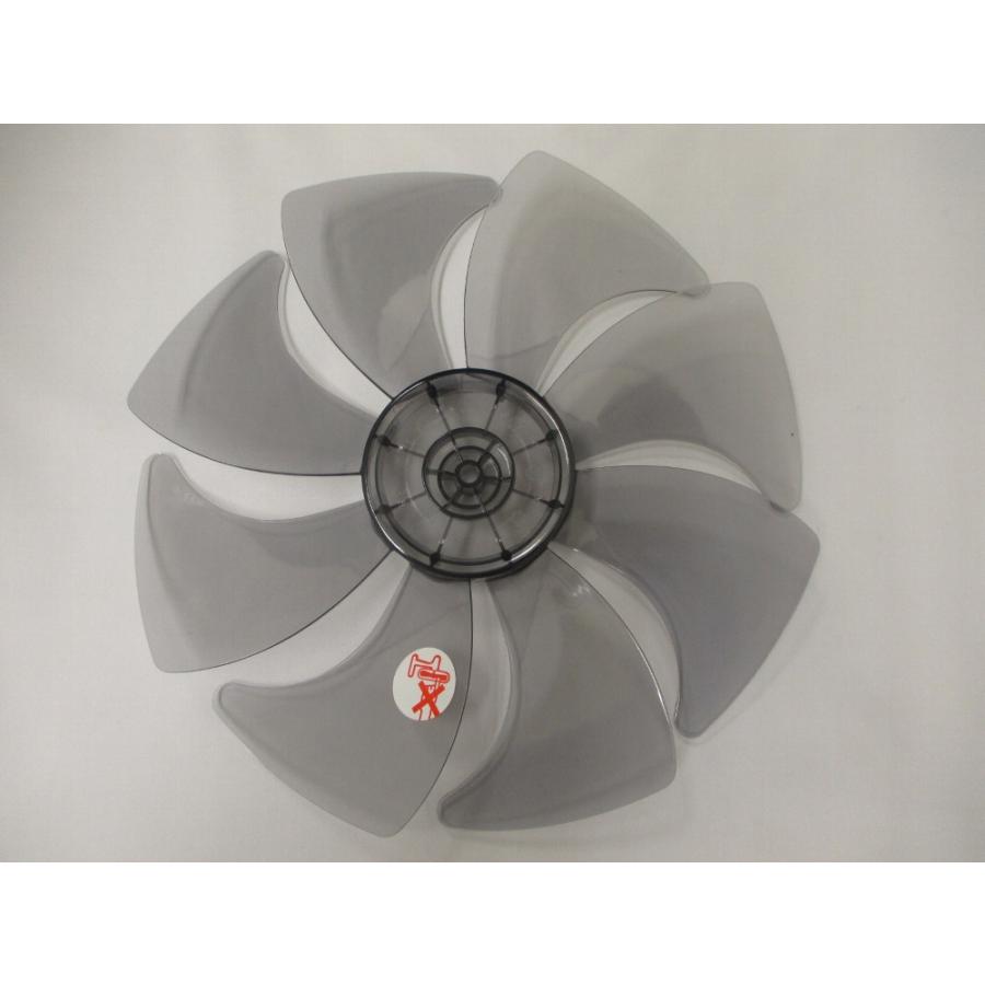 美品！HITACHI 家庭用扇風機 　8枚羽根HEF−110R ホワイト Amazon.co.jp: 日立 HITACHI HEF-110R 002 扇風機用ハネ