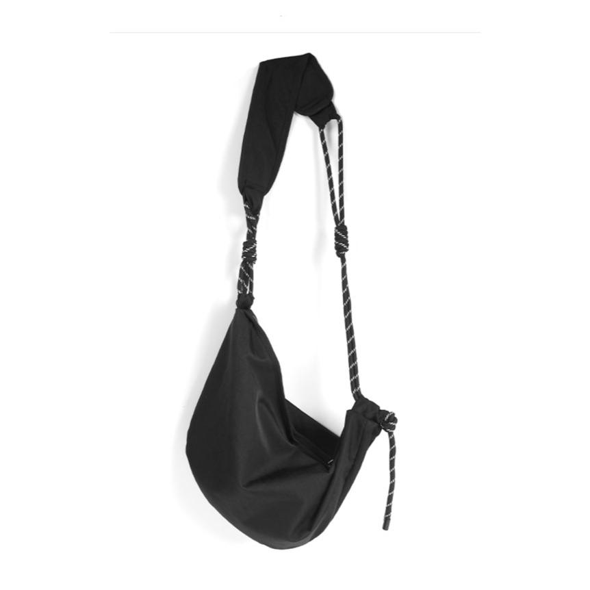 【そら】Ampersand ナイロン ボディバッグ ブラック Ampersand (バッグ・財布)】ナイロンボディバッグ 2025/3/30 UP