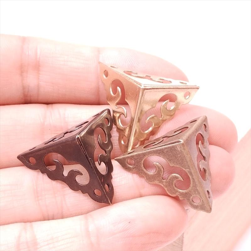 赤銅製の縁と頭の揃い金具 中華装飾金具 三面 三角飾り 20-20mm-1 金色/黒色/銅色 1個 銅真鍮製
