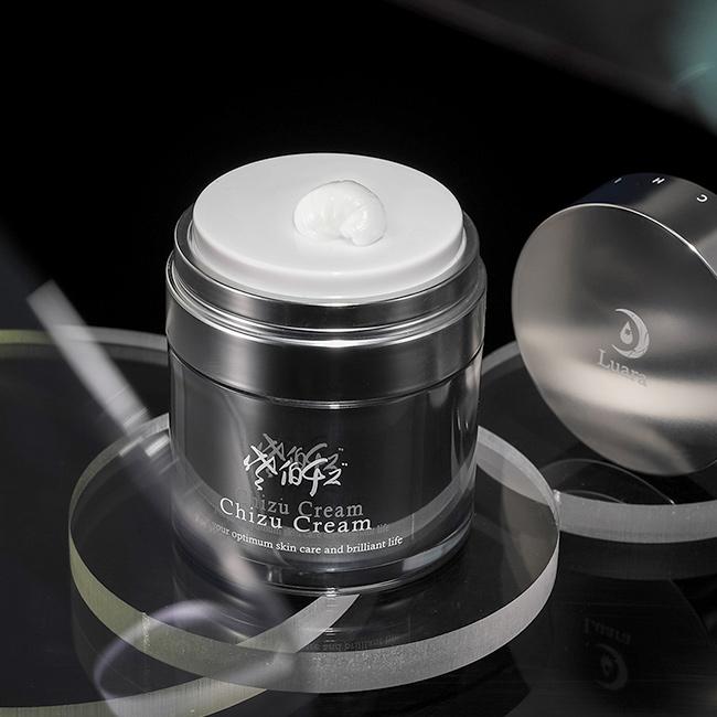 ◆専用です◆Luara ルアラ　チズ　美容クリーム　保湿クリーム　佐伯チズ Luara ルアラ チズ美容クリーム 50g(夜用 保湿クリーム 濃密 潤い 夜