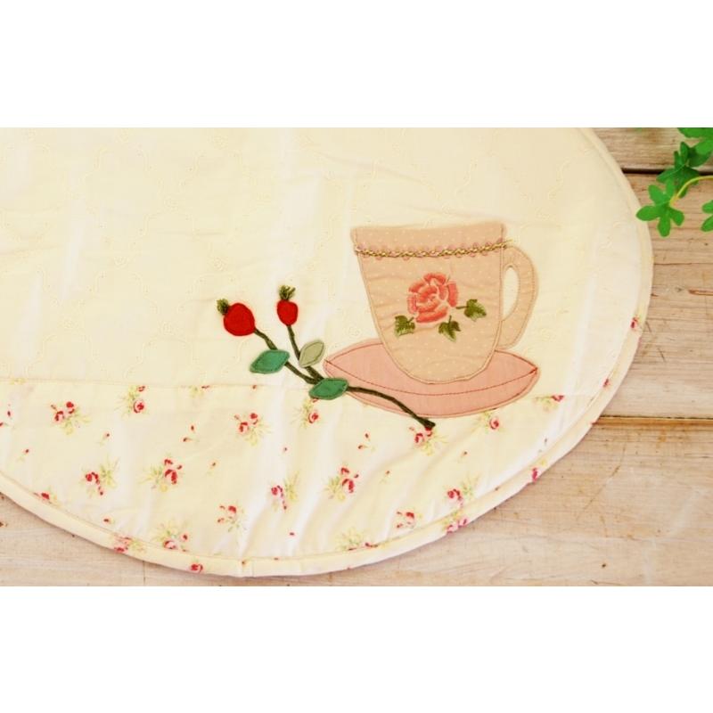 マニーコースター、テーブルクロスウェイトなど