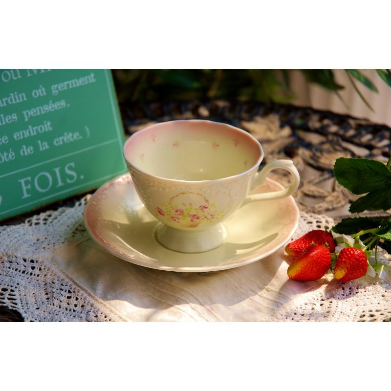 イマン imane ローズバスケット 新品 陶器 カップ&ソーサー 限定 国産