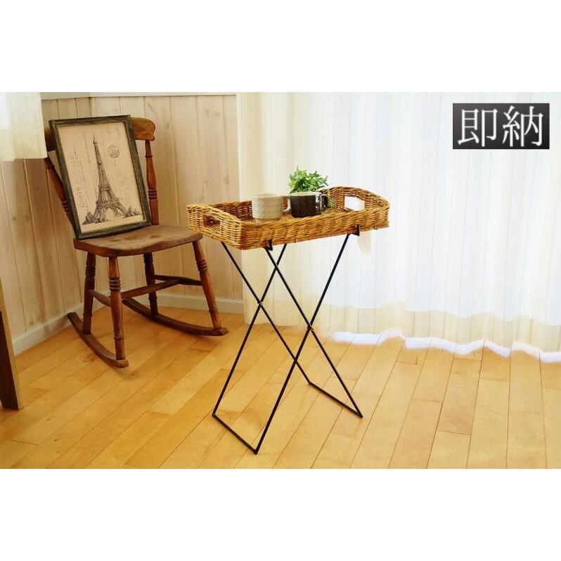 極美品　ラタン 　バトラーズトレーテーブル 　天然素材 　折りたたみ アジアン Creer バトラートレイ 折りたたみ バスケット トレー スタンドラック