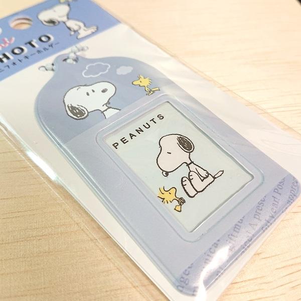 ミニフォト カードケースキーホルダー（SNOOPY フワリ）119360