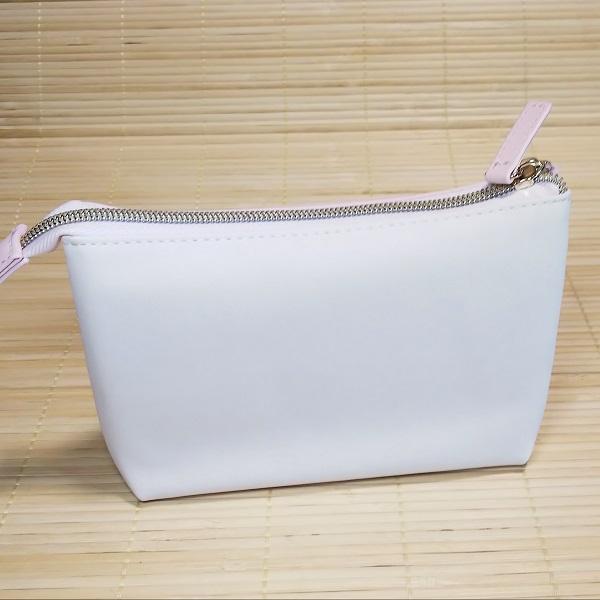 ダブルフラット ポーチ（うさぎ）79165/3か所に収納 あにまる マットな