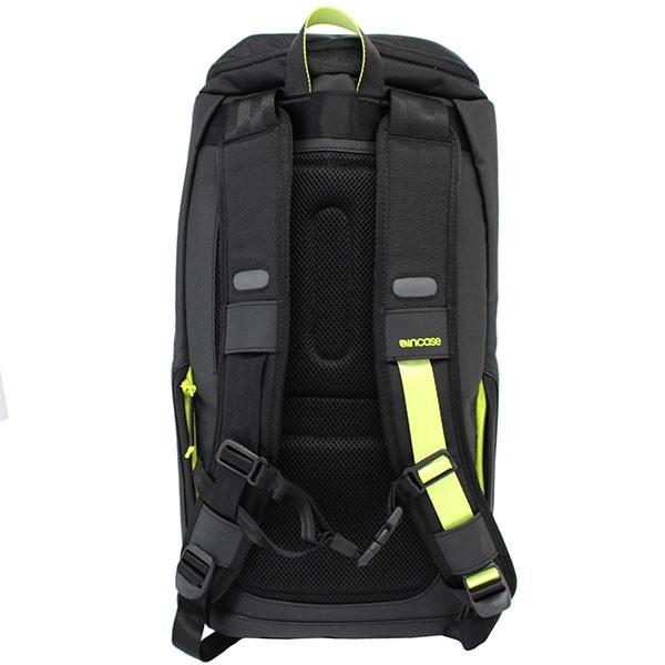 Incase インケース　 黒 リュック　ビジネスバッグ　ライト　軽量 incase 並行輸入品 Incase インケース Range Backpack ランジ