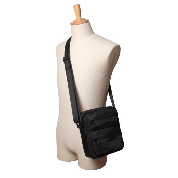 未使用品　DIESEL ディーゼル　SYRIO ショルダーバッグ　クロスボディ DIESEL（ディーゼル） 並行輸入品 SYRIO ショルダーバッグ メンズ