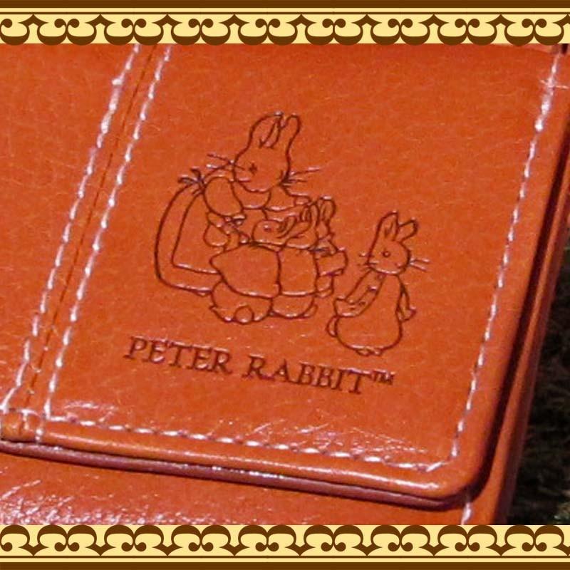 ワンポイントのさりげない型押しのイラストがおしゃれ ピーターラビット コンパクト財布 うさぎ バニー ラビット 雑貨の森 Ki Ra Ra Yahoo 店 通販 Yahoo ショッピング