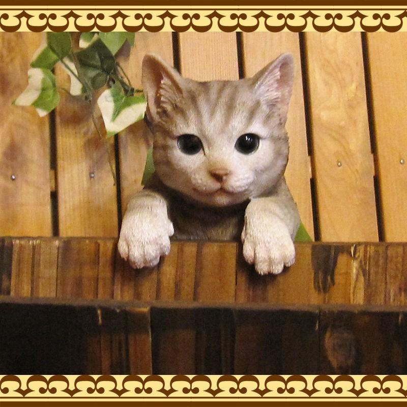 置物 動物 可愛い 猫の置物 リアル ぶらさがりキャット ブラウングレー 