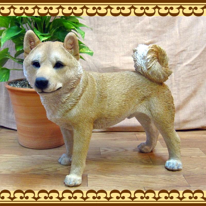 犬の置物 柴犬 大きくてリアルな犬の置物 スタンド 成犬ビッグサイズ いぬのフィギア イヌのオブジェ ガーデニング 玄関先 陶器