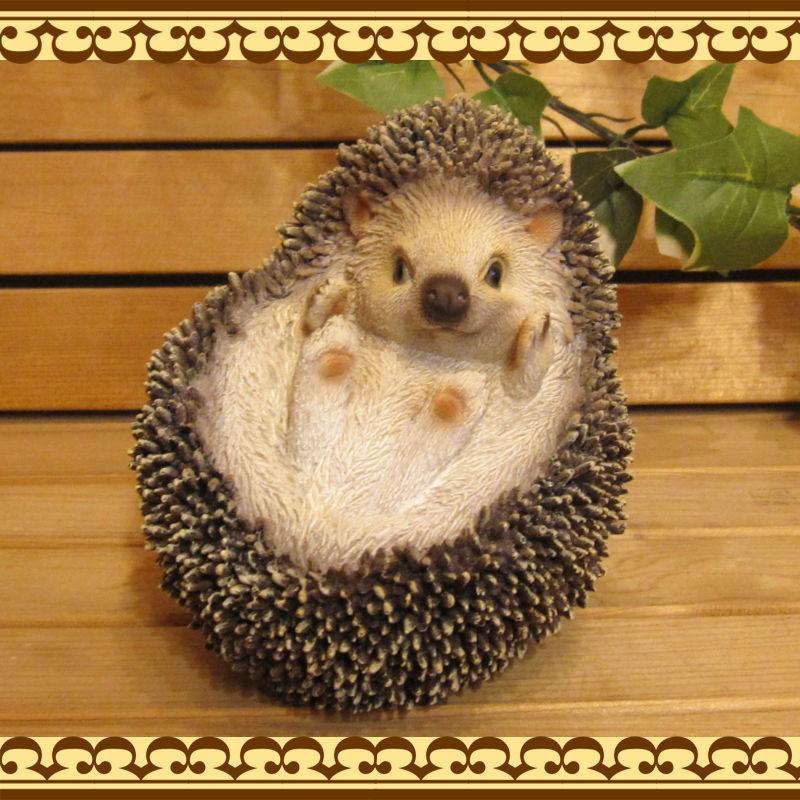 ハリネズミの置物 Bタイプ 仰向けヘッジホッグ リアルなはり
