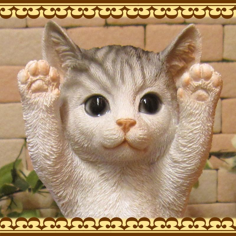 猫の置物 リアルな猫の置物 お願いキャット ３ ホワイト グレー ネコのフィギア 子ねこのオブジェ ガーデニング 玄関先 陶器 雑貨の森 Ki Ra Ra Yahoo 店 通販 Yahoo ショッピング