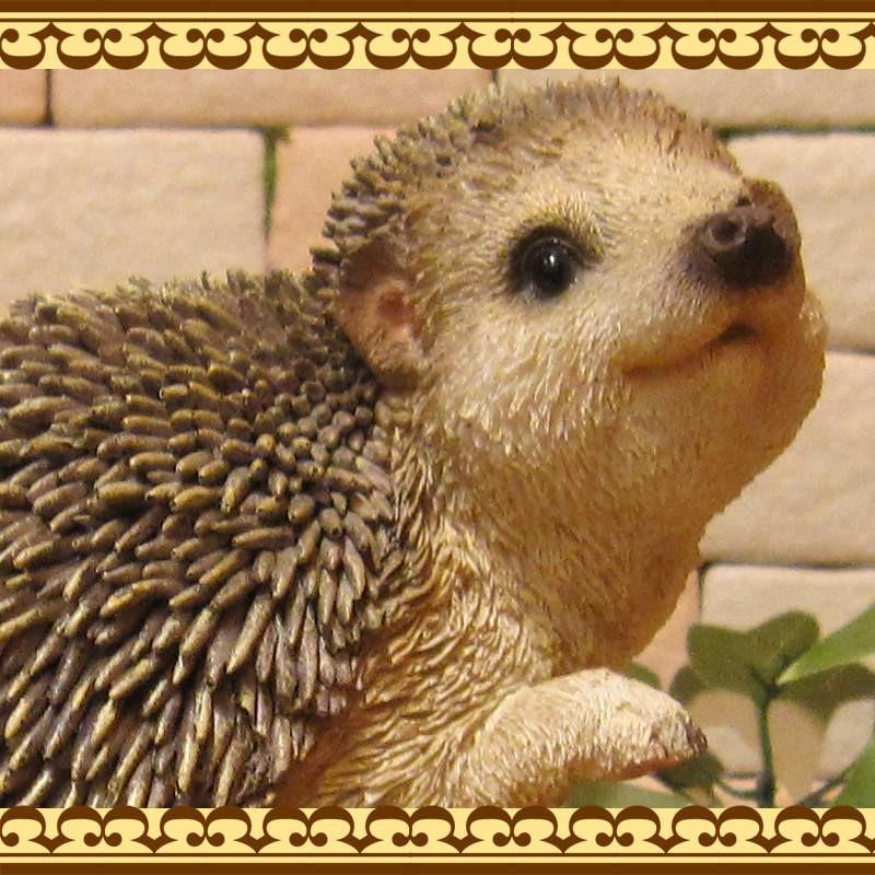 置物 動物 可愛い ハリネズミの置物 Dタイプ 振り向き ヘッジホッグ