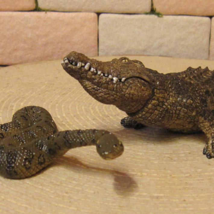 置物 動物 可愛い ワニ 蛇の置物 リアルな ワニ アナコンダ 2点 置物 動物 可愛い ワニ 蛇の置物 リアルな ワニ アナコンダ 2点