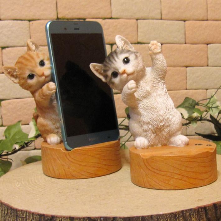 置物 動物 可愛い 猫の置物 ホワイト＆グレー スマホスタンド キャット