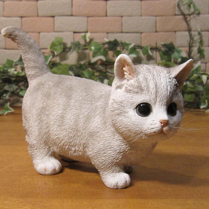 置物 動物 可愛い 猫の置物 マンチカン 斜め向き ブルー 仔ねこの