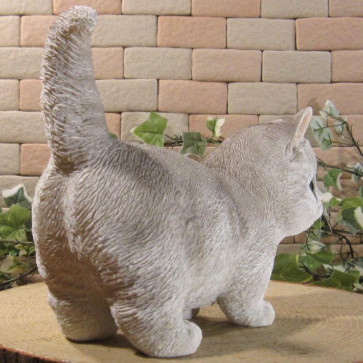 置物 動物 可愛い 猫の置物 マンチカン 斜め向き ブルー 仔ねこの