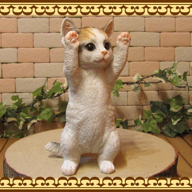 猫の置物 リアルな三毛猫の置物 お願いキャット ３ ミケ ネコのフィギア 子ねこのオブジェ ガーデニング 玄関先 陶器 雑貨の森 Ki Ra Ra Yahoo 店 通販 Yahoo ショッピング