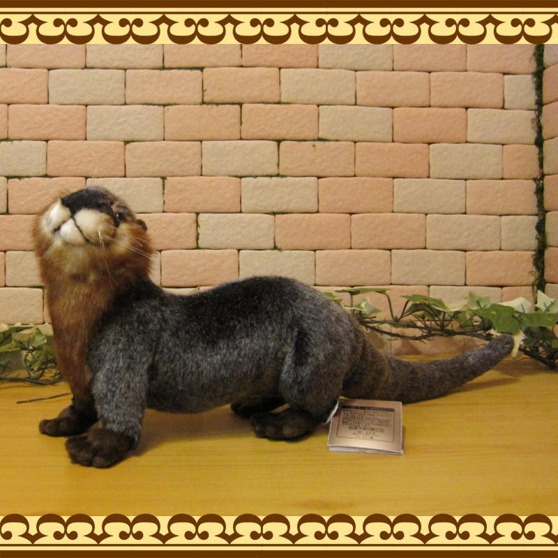 特大 リアルアニマルズ アートドール カワウソ 全2種 おねだり 新品 セット 置物 動物 可愛い カワウソ ぬいぐるみ リアル かわうそ Aタイプ 座り