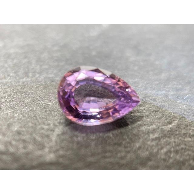 サファイア 天然宝石 サファイアルース パープルサファイア0.60カラットのペアーカット 美しい天然宝石 コランダム スリランカ直接輸入