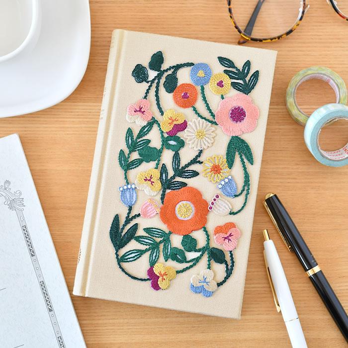 日記帳 5年日記 ミドリ 日記 5年連用 刺しゅう 花柄 かわいい 刺繍