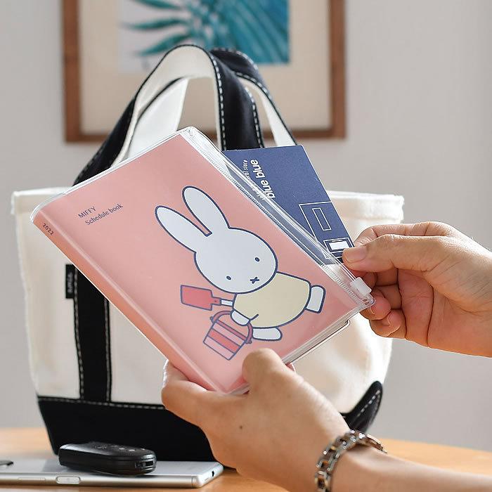 ロイヤリティフリー家計 簿 おしゃれ イラスト画像