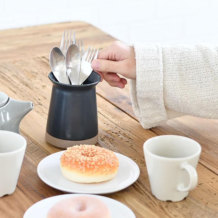 オーダーメイド箸立て 3Dプリンタで作るオーダーメイドのオリジナル箸置き（三角形