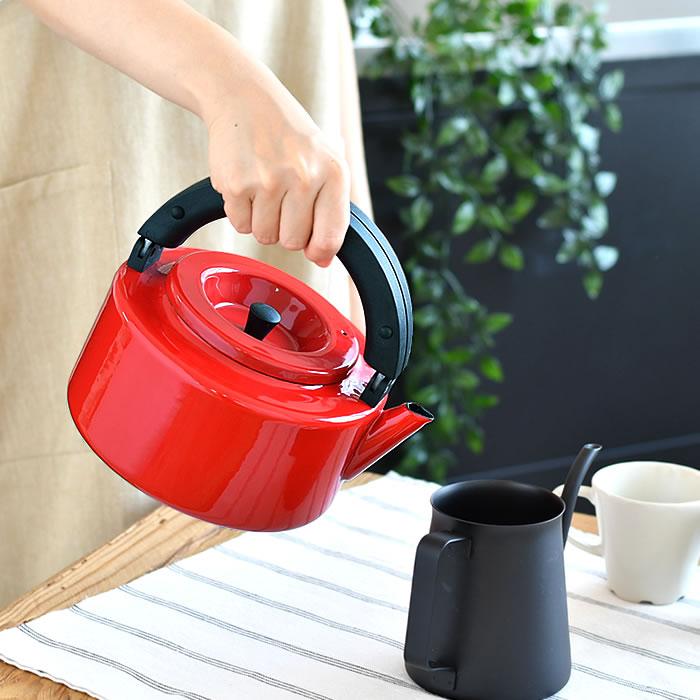 コパン フラットケトル ケトル やかん 2.3L ホワイト かわいい ホーロー おしゃれ ブラック 茶こし付き シービージャパン 取っ手をたためる シンプル 琺瑯｜zakkashopcom｜08