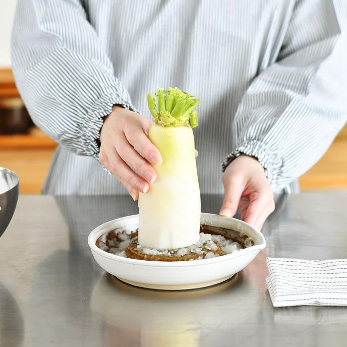 もとしげ おろし器 中 大根おろし 器 しょうが にんにく 15cm もとしげ おろし器 中 大根おろし 器 しょうが にんにく 15cm