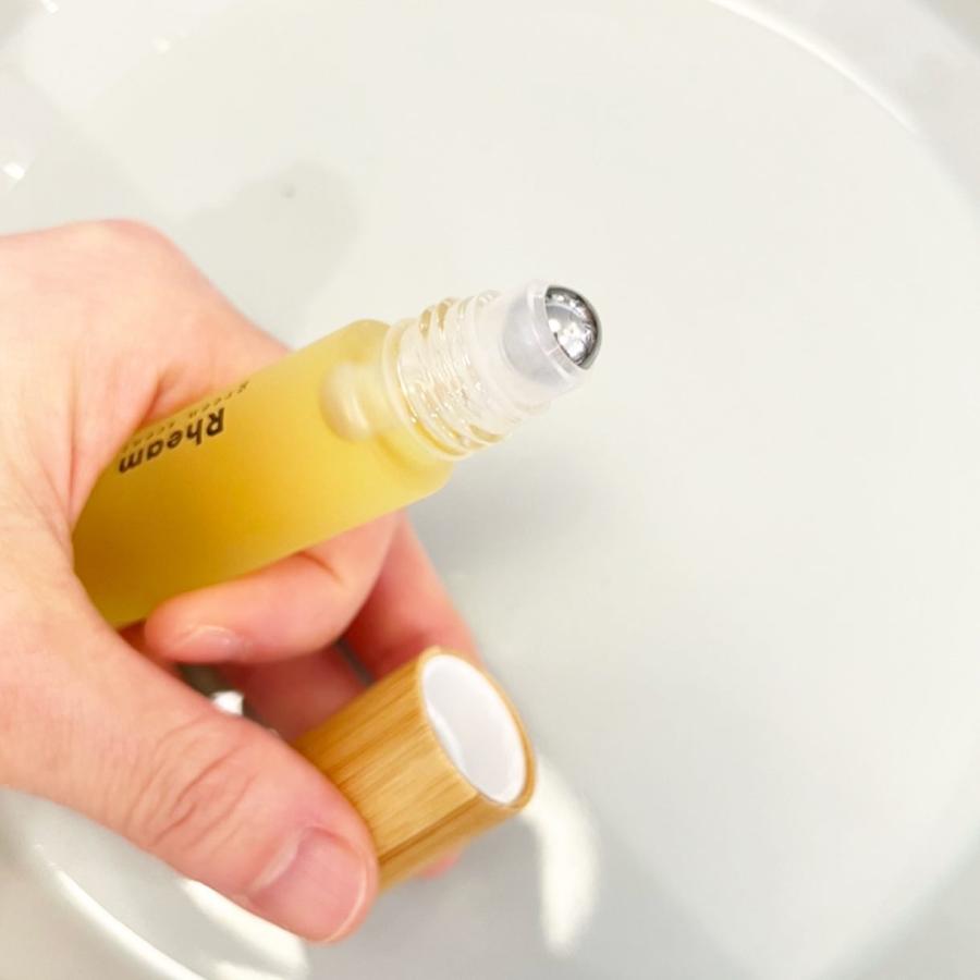 携帯用アロマ・天然コロン・ロールオンアロマ・ストレスを開放 : 雑貨