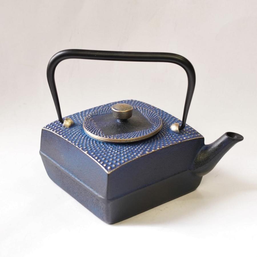 及富(OITOMI)】【正規品】南部鉄器 鉄瓶 正方角あられ 星月夜 0.6L