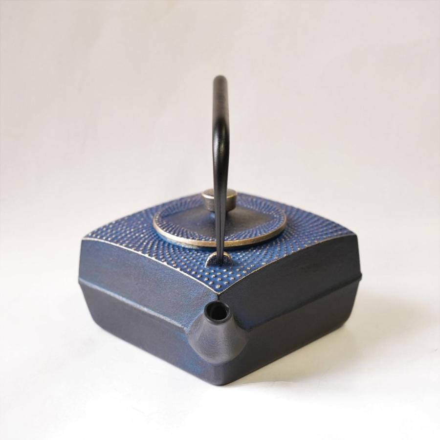 及富(OITOMI)】【正規品】南部鉄器 鉄瓶 正方角あられ 星月夜 0.6L
