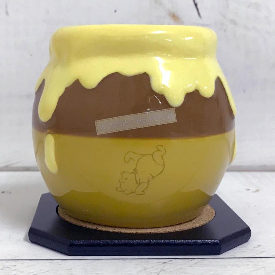 ゆのみ ハニーポット ブラウン プーさん 食器 グッズ 湯呑 湯のみ 陶器 ディズニー Pooh Sa San3256 1 雑貨屋フリー 通販 Yahoo ショッピング